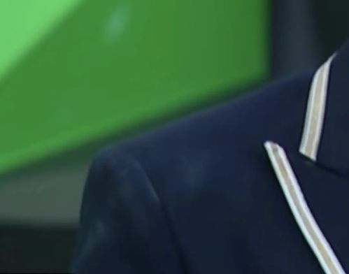 創(chuàng)4選手妝容引熱議 舞臺(tái)妝濃如面粉，服裝成“粉撲”